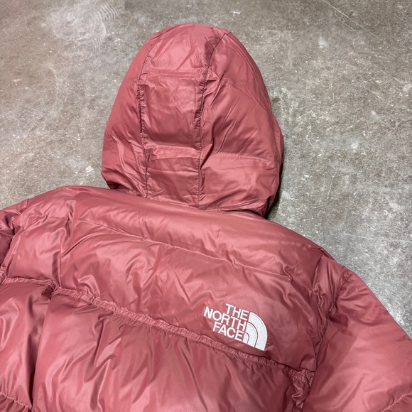 The North Face Women’s Nuptse Belted Long Parka Wild Ginger NF0A5GIM6R4 - Picture 7 of 8